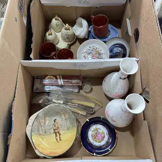 2 small box collectables