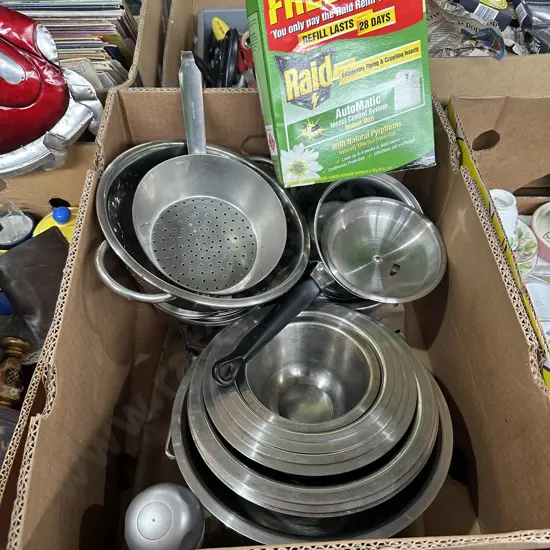 Mixing bowls and pots plus Raid