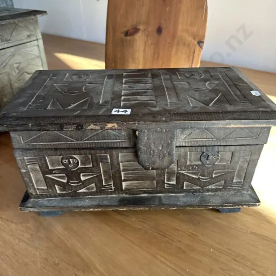 Carved box 380 x 210