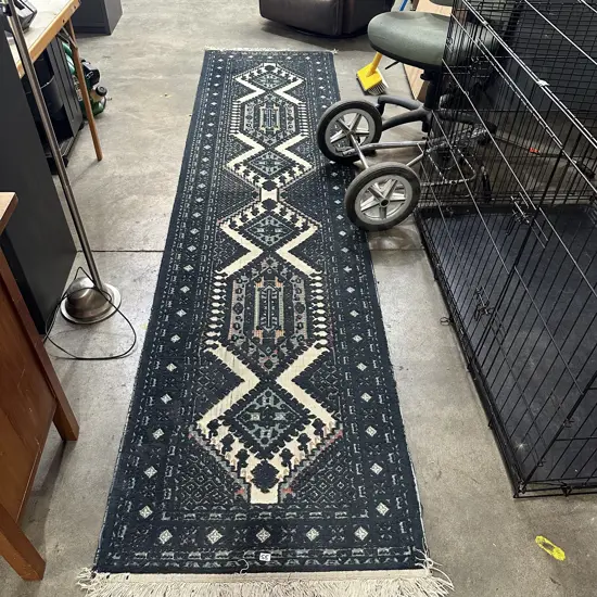 Turkish runner worn 3100 x 750