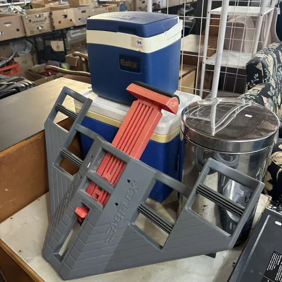 2 eskies, bow flex and bin plus outdoor lounger (2 photos)