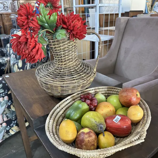 Flower arrangement and fruit bowl