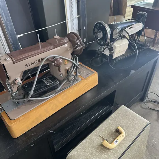 2 sewing machines