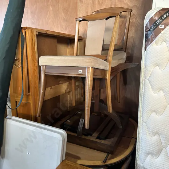 Dining table and 4 chairs