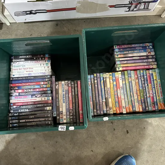 2 bins DVDs