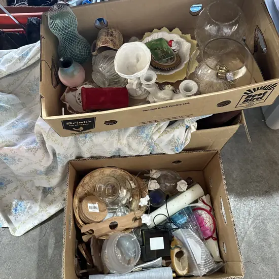 2 box collectables etc