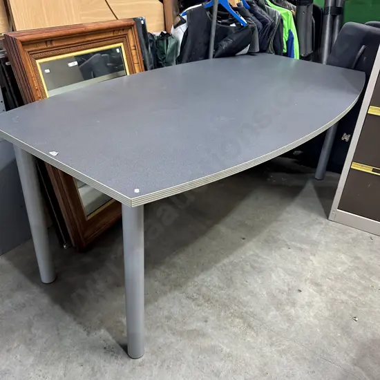 Board table 1900 x 900mm