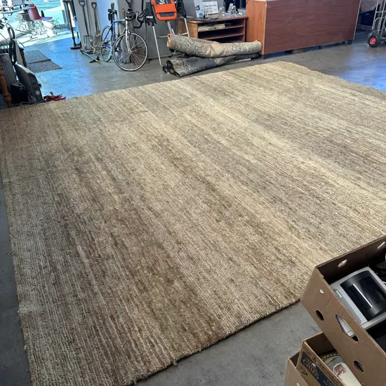 Large Sisal rug 4.4m x 4.8m excellent condition, felted underneath