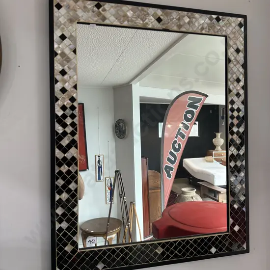 Decorative mirror 730 x 580mm