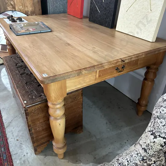 Lovely Rimu table  with draw each end 1650 x 1050