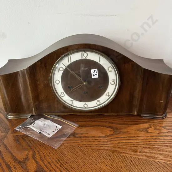 Mantle clock