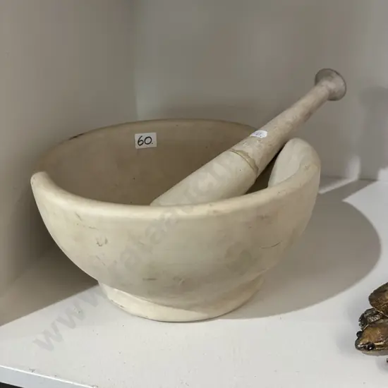 Large pestle mortar