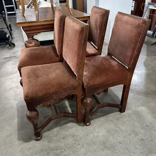 4 Oak dining chairs