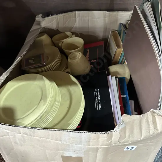 Duraware box lot