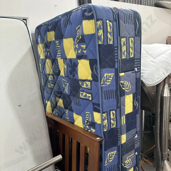 King single with headboard and divan base