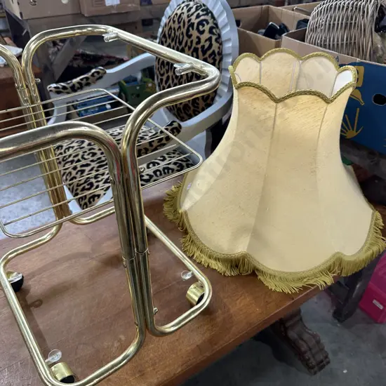 shade and rolling side