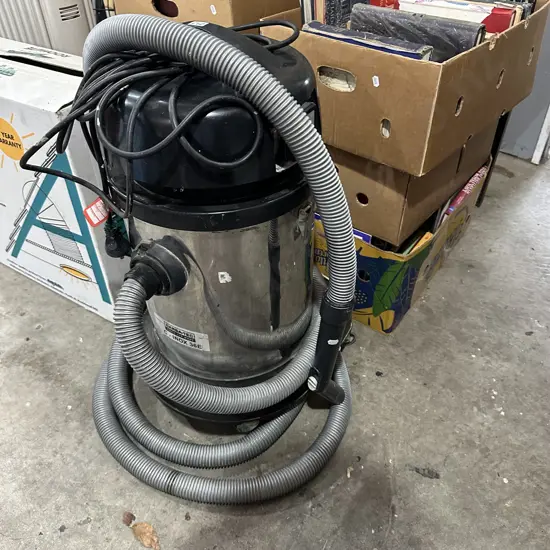 Carba-Tek garage vac