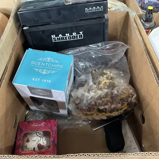 Shredder and necklaces etc