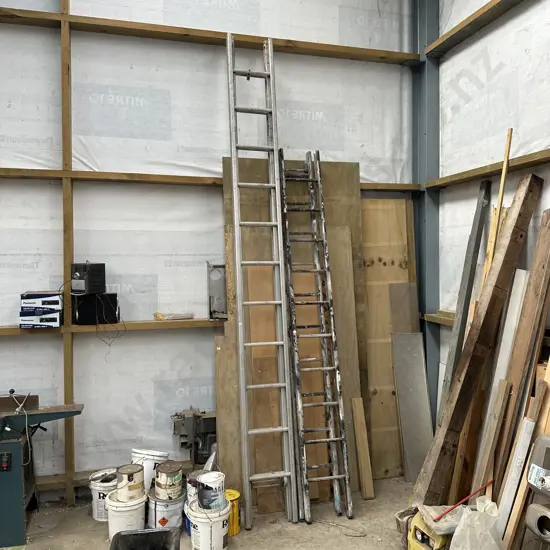 Large extension ladder