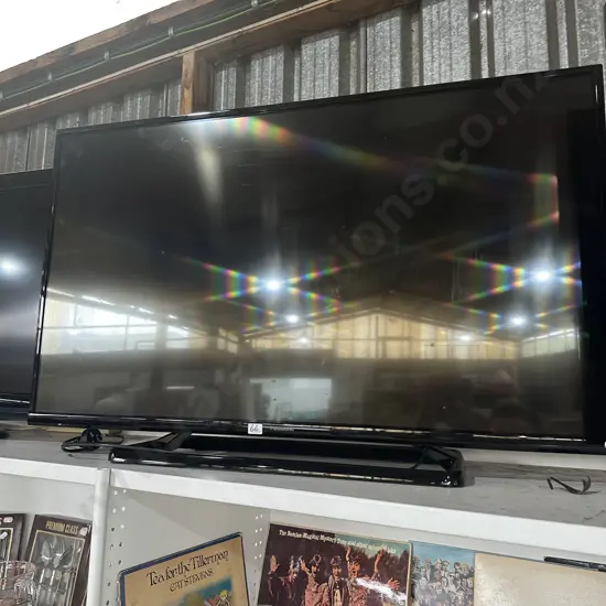 Panasonic TV 42inch