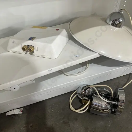 Hotstream (instant hot water) plus heater and rise fall light fitting