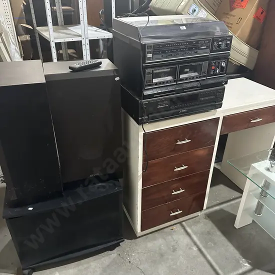 CD player, stereo and desk