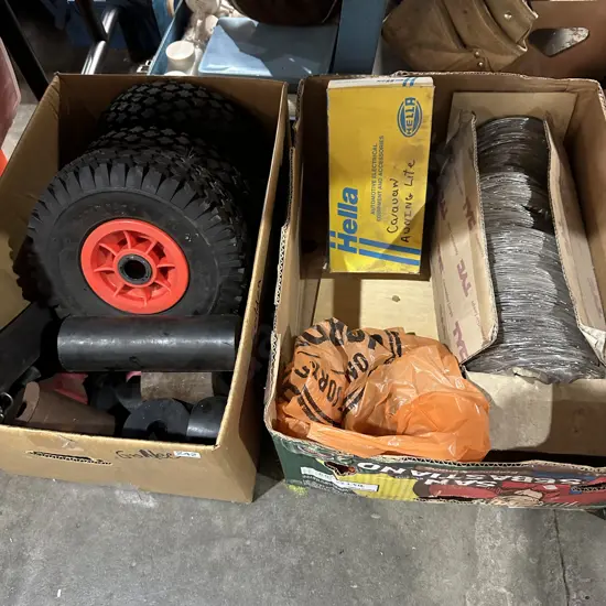 2 box hardware and tyres