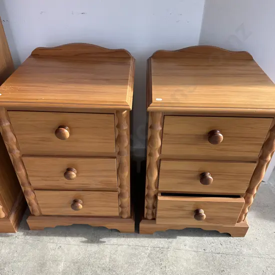 Pr of matching bedsides