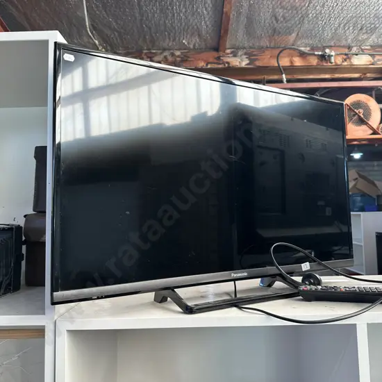 Panasonic 32inch Smart TV