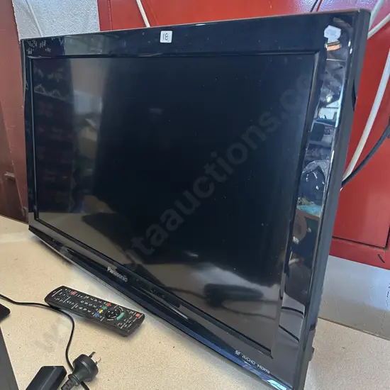 Panasonic 32 inch TV