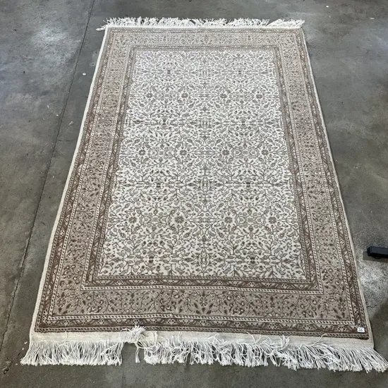 Tidy Brown rug 2m x 1.2m