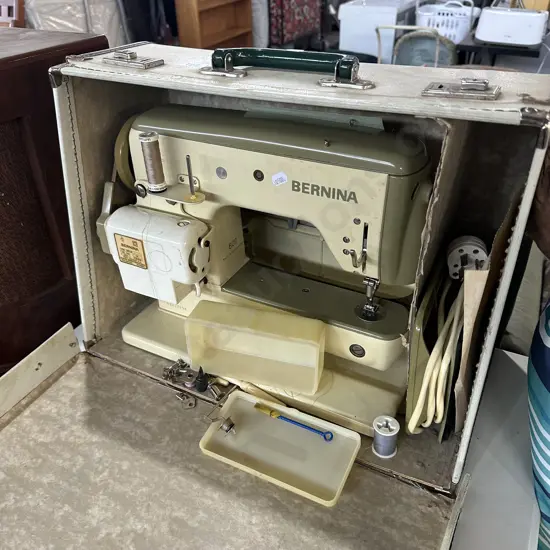 Bernina sewer machine