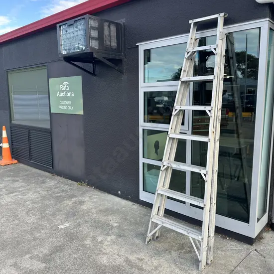 8 foot ladder