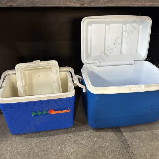 2 x chilly bins