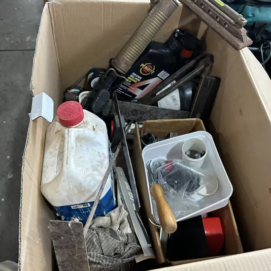 Tools, hardware, vintage level