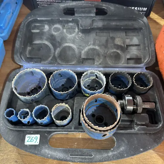 Hole saw set