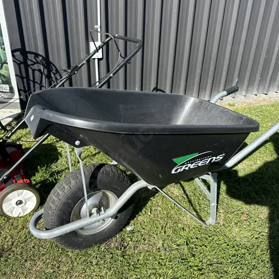 Excellent condition Greens builders barrow