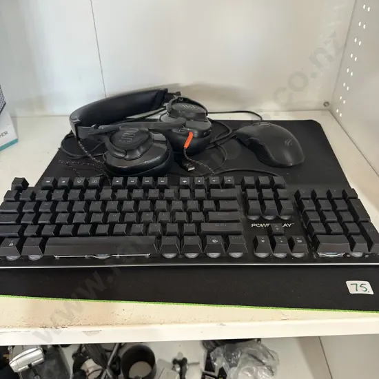 Gaming JBLs, Powerplay keyboard etc