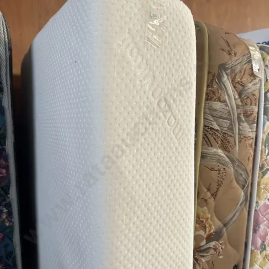 Memory foam single mattress - tidy with older base