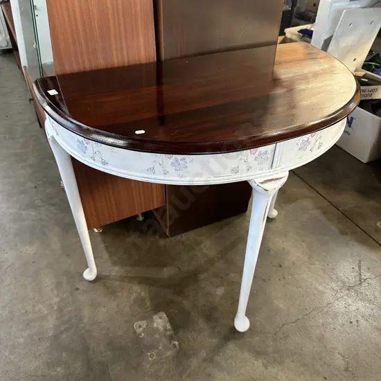 Half round hall table