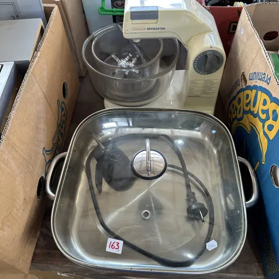 elec frypan, mixer