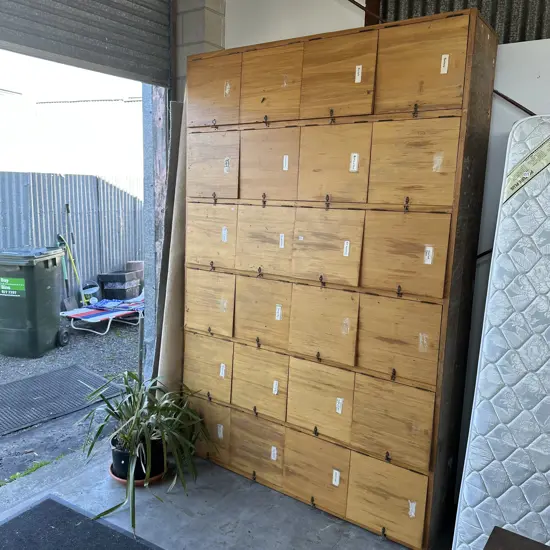 Lockers ex Woodford 1700h x 2450L