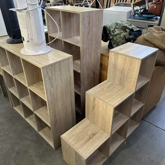 3 cube shelves