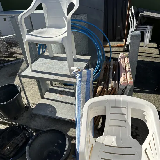 Shelf, plastic chairs, trestle legs