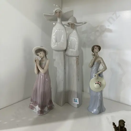 3 Lladro figures inc The Nuns