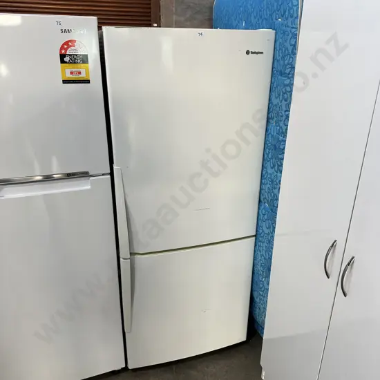 Westing house fridge freezer