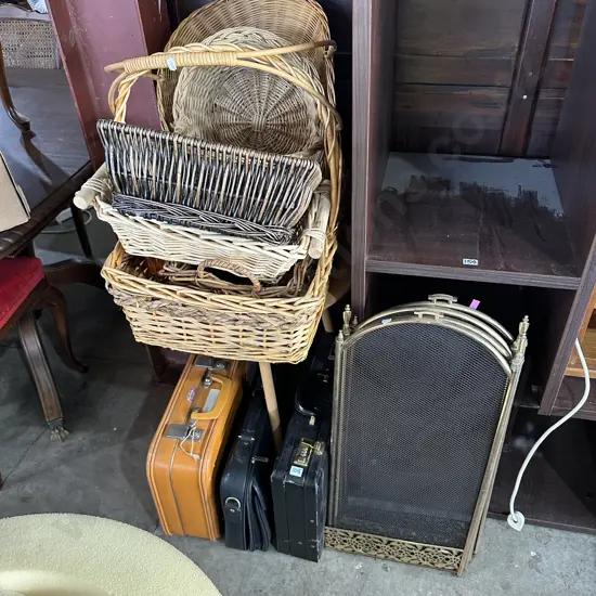 Baskets, firescreen etc