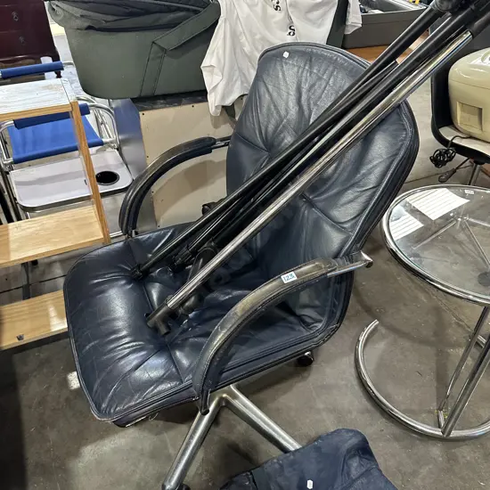 Office chair and rack