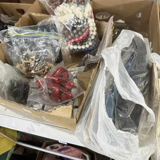 Costume jewellery and gloves