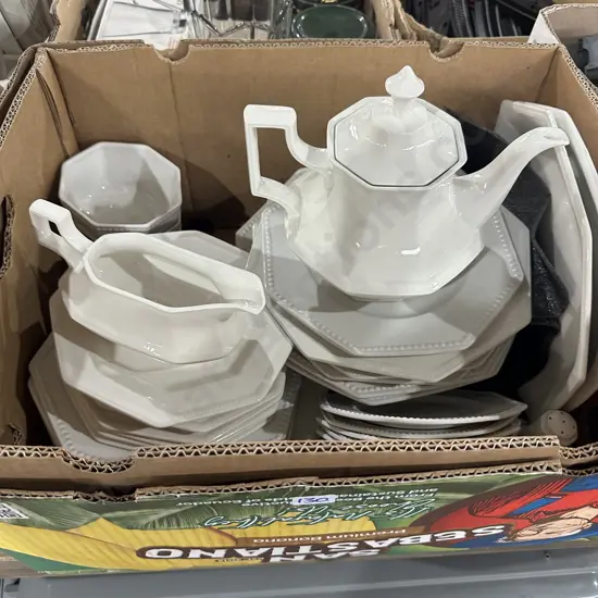 English dinnerware